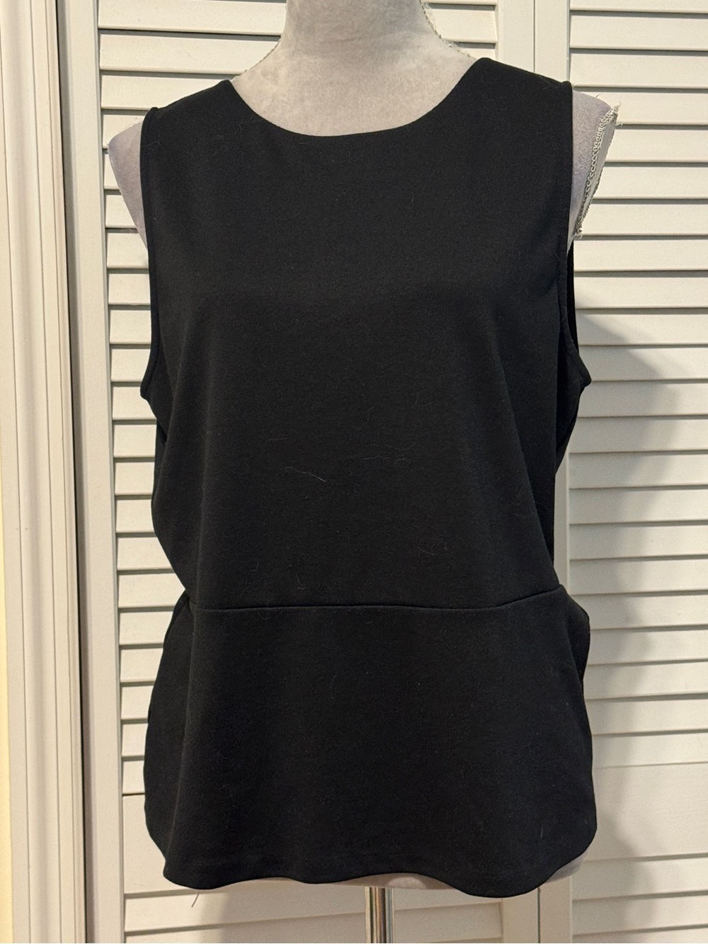 Ann Taylor Loft Peplum Top size Large